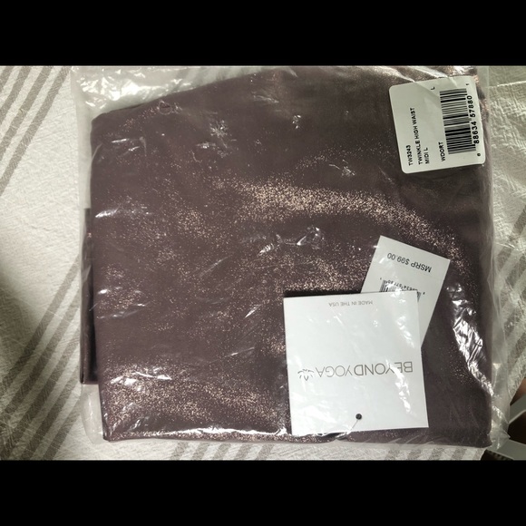 Beyond Yoga Twinkle High Waist Leggings - Picture 3 of 4